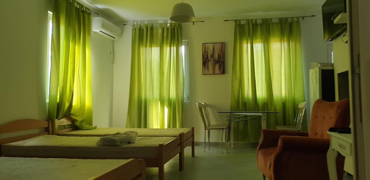 Apartments Scorpio Cattaro Esterno foto