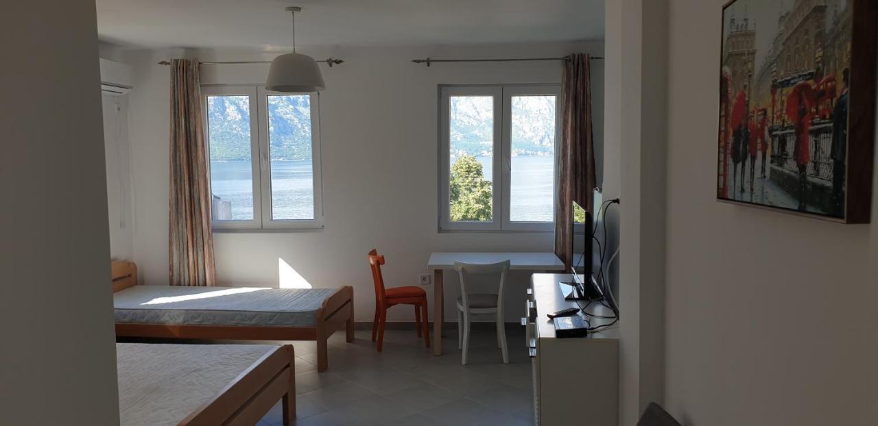 Apartments Scorpio Cattaro Esterno foto