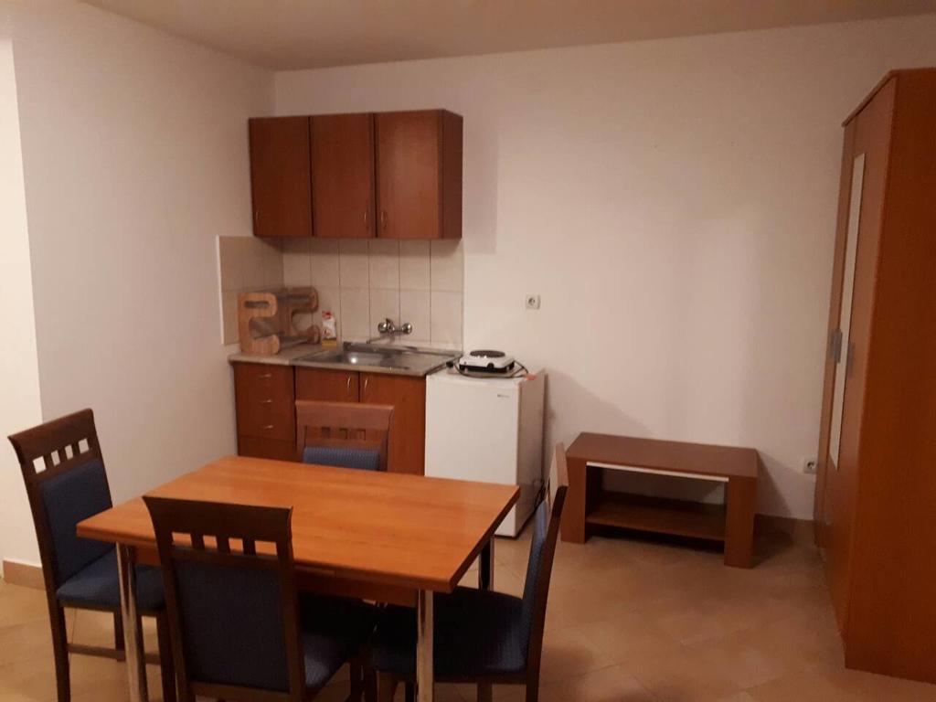 Apartments Scorpio Cattaro Esterno foto